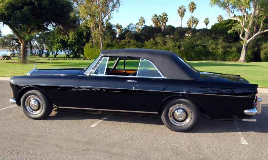  Rolls-Royce Silver Cloud III Drophead Coupe 1966 года  (фото 2 из 17)